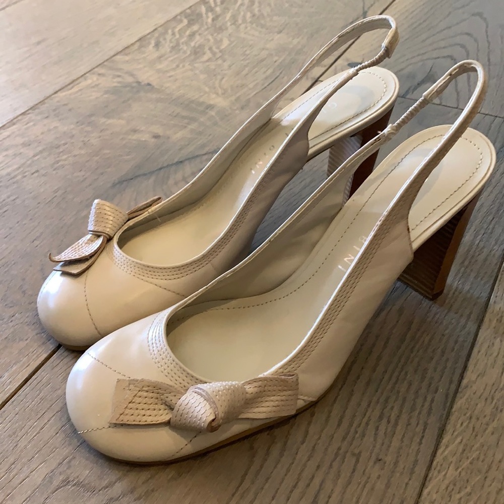 Y2K Gianni Bini Cream Leather Slingback Heels 6.5 Pumps Retro Classic